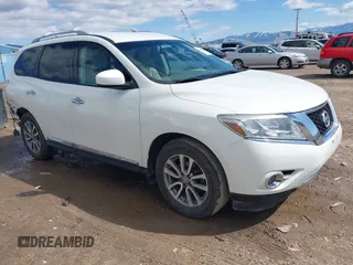 2015 Nissan Pathfinder S z VIN 5N1AR2MM5FC713465, wystawiony jako IAAI lot #41954892 z przebiegiem 139 860 mil mil oraz . Historia ofert i sprzedaży dostępna na DreamBid. Obrazek 1.