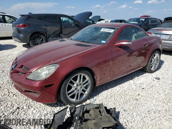2007 Mercedes-Benz SLK 350 with VIN WDBWK56F07F154582, listed as a Copart auction lot 50014805 with 94,596 mi miles and Clean title. Bid and sale history available at DreamBid. Image 1.