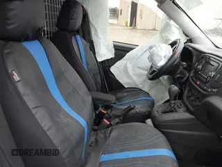 2020 Ram ProMaster City Cargo Tradesman z VIN ZFBHRFABXL6P28781, wystawiony jako IAAI lot #41298768 z przebiegiem 63 085 mil mil oraz . Historia ofert i sprzedaży dostępna na DreamBid. Obrazek 5.