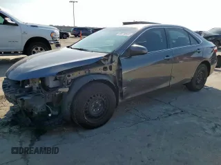 2015 Toyota Camry XLE z VIN 4T4BF1FK3FR447625, wystawiony jako Copart lot #59740485 z przebiegiem 190 347 mil mil oraz Szkoda całkowita • Salvage title. Historia ofert i sprzedaży dostępna na DreamBid. Obrazek 1.