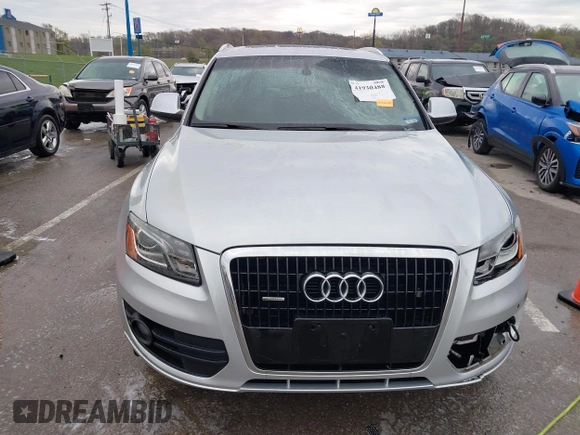 2010 Audi Q5 Premium Plus с VIN WA1LKAFP5AA104653, выставлен на аукционе IAAI как лот 41930488 с пробегом 81 934 миль миль и . История ставок и продаж доступна на DreamBid. Изображение 13.