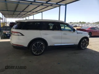2021 Lincoln Aviator Reserve with VIN 5LM5J7WC9MGL08464, listed as a Copart auction lot 59181695 with 27,830 mi miles and Salvage title. Bid and sale history available at DreamBid. Image 3.