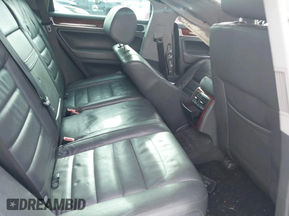 2010 Volkswagen Touareg VR6 with VIN WVGBF7A96AD004069, listed as a IAAI auction lot 41530691 with Not Provided miles and . Bid and sale history available at DreamBid. Image 8.