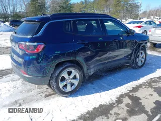 2021 Jeep Compass Altitude z VIN 3C4NJDBB0MT552101, wystawiony jako IAAI lot #41578726 z przebiegiem 49 684 mil mil oraz . Historia ofert i sprzedaży dostępna na DreamBid. Obrazek 4.