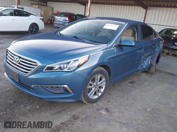 2015 Hyundai Sonata 2.4L SE with VIN 5NPE24AF3FH257823, listed as a IAAI auction lot 41226098 with 101,043 mi miles. Bid and sale history available at carsss.com. Image 17.