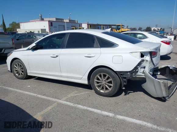 2018 Hyundai Sonata SE z VIN 5NPE24AF3JH720858, wystawiony jako IAAI lot #41647903 z przebiegiem 63 172 mil mil oraz . Historia ofert i sprzedaży dostępna na DreamBid. Obrazek 15.