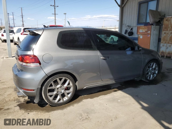 2013 Volkswagen GTI w/Conv & Sunroof z VIN WVWFD7AJ4DW031740, wystawiony jako Copart lot #70099084 z przebiegiem 130 193 mil mil oraz Szkoda całkowita • Salvage title. Historia ofert i sprzedaży dostępna na DreamBid. Obrazek 3.
