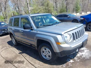 2016 Jeep Patriot Sport z VIN 1C4NJRBB6GD714434, wystawiony jako IAAI lot #41988441 z przebiegiem 59 621 mil mil oraz . Historia ofert i sprzedaży dostępna na DreamBid. Obrazek 1.