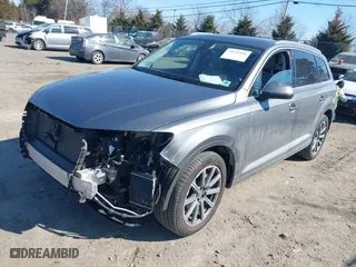 2018 Audi Q7 Premium Plus with VIN WA1LAAF70JD027840, listed as a IAAI auction lot 41695181 with 71,693 mi miles. Bid and sale history available at carsss.com. Image 2.