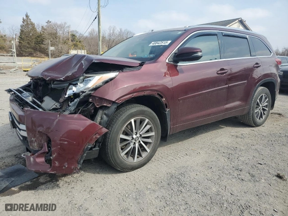 2017 Toyota Highlander XLE with VIN 5TDJZRFH4HS462890, listed as a Copart auction lot 48842515 with 136,303 mi miles and Salvage Title. Bid and sale history available at carsss.com. Image 1.
