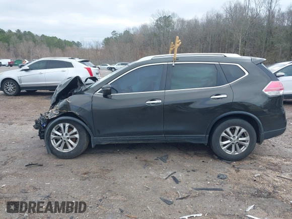 2015 Nissan Rogue SV with VIN KNMAT2MT2FP544690, listed as a IAAI auction lot 41554644 with 204,831 mi miles and . Bid and sale history available at carsss.com. Image 15.