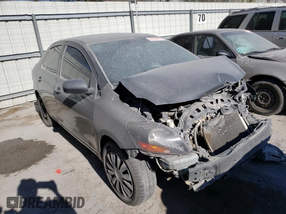 2008 Toyota Yaris with VIN JTDBT923584033236, listed as a Copart auction lot 47683725 with Not Provided miles and Salvage Title. Bid and sale history available at DreamBid. Image 4.