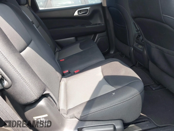 2017 Nissan Pathfinder Platinum with VIN 5N1DR2MM9HC903057, listed as a IAAI auction lot 40063517 with 8,847 mi miles and . Bid and sale history available at DreamBid. Image 8.