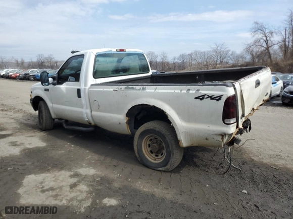 2001 Ford Super Duty F-250 XL with VIN 1FTNF21L91ED78914, listed as a Copart auction lot 47451195 with 179,377 mi miles and Salvage Title. Bid and sale history available at carsss.com. Image 2.