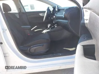 2024 Kia Forte LXS with VIN 3KPF24AD0RE743646, listed as a IAAI auction lot 41686999 with 25,855 mi miles and . Bid and sale history available at DreamBid. Image 5.