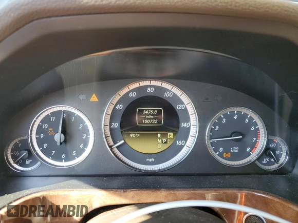 2011 Mercedes-Benz E 350 Luxury with VIN WDDHF8HB6BA498715, listed as a Copart auction lot 60432825 with 100,732 mi miles and Salvage title. Bid and sale history available at DreamBid. Image 9.