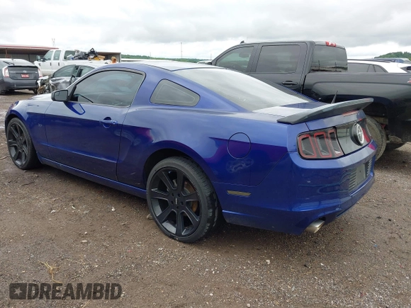 2014 Ford Mustang V6 с VIN 1ZVBP8AM2E5321551, выставлен на аукционе IAAI как лот 42343986 с пробегом 81 762 миль миль и . История ставок и продаж доступна на DreamBid. Изображение 3.