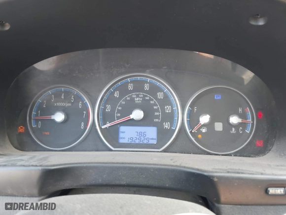 2009 Hyundai Santa Fe GLS with VIN 5NMSG13D39H241332, listed as a IAAI auction lot 42009902 with 192,929 mi miles. Bid and sale history available at carsss.com. Image 7.