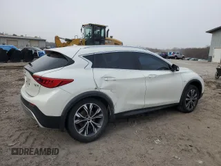 2017 Infiniti QX30 Premium with VIN SJKCH5CR3HA031792, listed as a Copart auction lot 46132175 with 101,870 mi miles and Salvage title. Bid and sale history available at DreamBid. Image 3.