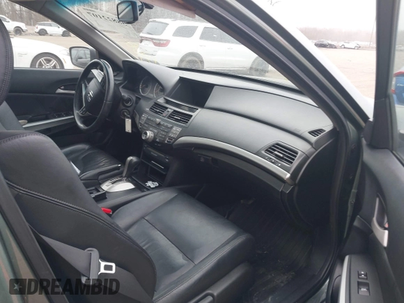 2009 Honda Accord EX-L z VIN 1HGCP26819A161242, wystawiony jako IAAI lot #38822107 z przebiegiem 177 227 mil mil oraz . Historia ofert i sprzedaży dostępna na DreamBid. Obrazek 5.