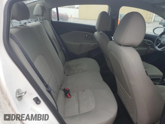 2017 Kia Rio LX z VIN KNADM4A33H6035742, wystawiony jako Copart lot #44418725 z przebiegiem 146 189 mil mil oraz Tytuł czysty. Historia ofert i sprzedaży dostępna na DreamBid. Obrazek 10.