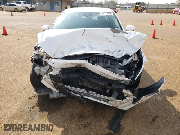 2024 Nissan Sentra S with VIN 3N1AB8BV1RY239469, listed as a Copart auction lot 49219795 with 60,565 mi miles and Salvage Title. Bid and sale history available at carsss.com. Image 5.