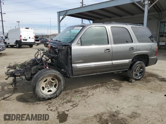 2002 GMC Yukon SLT z VIN 1GKEC13TX2R241172, wystawiony jako Copart lot #47281635 z przebiegiem Nie podano mil oraz Szkoda całkowita • Salvage title. Historia ofert i sprzedaży dostępna na DreamBid. Obrazek 1.