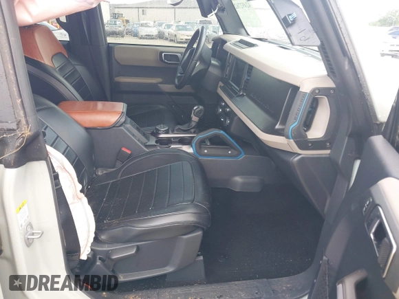 2021 Ford Bronco with VIN 1FMEE5DP6MLA61655, listed as a IAAI auction lot 42492762 with 88,313 mi miles and . Bid and sale history available at DreamBid. Image 5.
