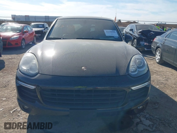 2016 Porsche Cayenne z VIN WP1AA2A25GLA05540, wystawiony jako IAAI lot #41330580 z przebiegiem 71 835 mil mil oraz . Historia ofert i sprzedaży dostępna na DreamBid. Obrazek 12.