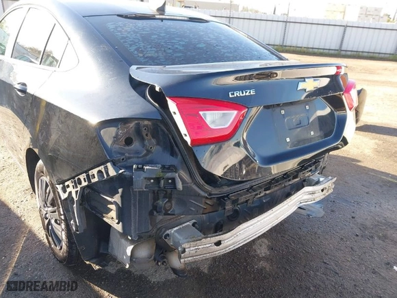 2017 Chevrolet Cruze LS with VIN 1G1BC5SMXH7144938, listed as a IAAI auction lot 41805190 with NaN miles. Bid and sale history available at carsss.com. Image 18.
