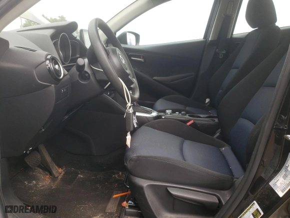 2019 Toyota Yaris Sedan L with VIN 3MYDLBYV9KY525430, listed as a Copart auction lot 62584643 with 49,753 mi miles. Bid and sale history available at carsss.com. Image 7.