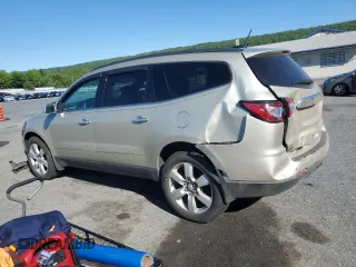 2016 Chevrolet Traverse LT z VIN 1GNKVGKD2GJ231139, wystawiony jako Copart lot #56097345 z przebiegiem 111 712 mil mil oraz Szkoda całkowita • Salvage title. Historia ofert i sprzedaży dostępna na DreamBid. Obrazek 2.