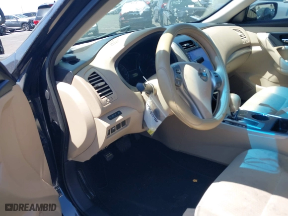 2015 Nissan Altima 2.5 with VIN 1N4AL3AP8FC271880, listed as a IAAI auction lot 41838046 with 144,805 mi miles. Bid and sale history available at carsss.com. Image 12.