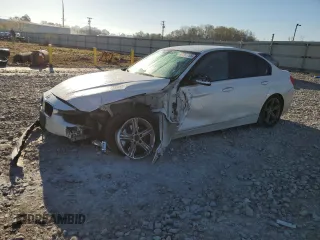 2015 BMW 3 Series 328i z VIN WBA3C1C58FP116657, wystawiony jako Copart lot #49797755 z przebiegiem Nie podano mil oraz Szkoda całkowita • Salvage title. Historia ofert i sprzedaży dostępna na DreamBid. Obrazek 1.