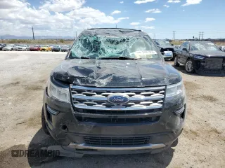2018 Ford Explorer XLT z VIN 1FM5K8DH6JGA34740, wystawiony jako Copart lot #59957995 z przebiegiem 71 993 mil mil oraz Szkoda całkowita • Salvage title. Historia ofert i sprzedaży dostępna na DreamBid. Obrazek 5.