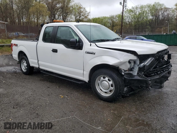 2020 Ford F-150 XL with VIN 1FTFX1E44LFB37743, listed as a Copart auction lot 52869235 with 20,121 mi miles and Clean Title. Bid and sale history available at carsss.com. Image 4.