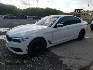 2019 BMW 5 Series 530i xDrive z VIN WBAJA7C59KG909766, wystawiony jako Copart lot #55445465 z przebiegiem 57 406 mil mil oraz Szkoda całkowita • Salvage title. Historia ofert i sprzedaży dostępna na DreamBid. Obrazek 1.