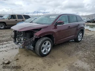 2015 Toyota Highlander Limited with VIN 5TDDKRFH5FS220558, listed as a Copart auction lot 50641505 with 62,447 mi miles and Salvage Title. Bid and sale history available at carsss.com. Image 1.