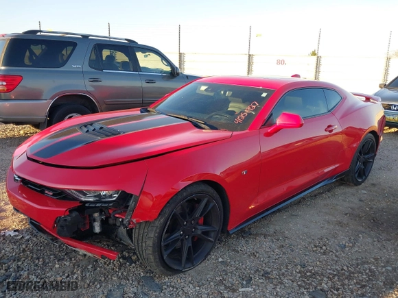 2021 Chevrolet Camaro 2SS with VIN 1G1FH1R7XM0101957, listed as a IAAI auction lot 41251927 with 52,162 mi miles. Bid and sale history available at carsss.com. Image 2.