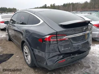 2016 Tesla Model X 70D with VIN 5YJXCAE2XGF014165, listed as a IAAI auction lot 41474490 with 112,967 mi miles. Bid and sale history available at carsss.com. Image 3.