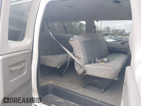 2007 Ford Econoline Passenger XL с VIN 1FBSS31L57DA97586, выставлен на аукционе IAAI как лот 41716412 с пробегом 206 233 миль миль и . История ставок и продаж доступна на DreamBid. Изображение 8.