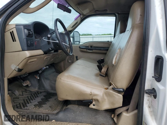 2005 Ford F-250 XL with VIN 1FTSX21P45ED31783, listed as a Copart auction lot 57981395 with 174,726 mi miles and Clean title. Bid and sale history available at DreamBid. Image 7.