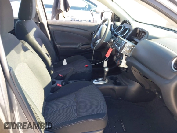 2016 Nissan Versa SV with VIN 3N1CN7APXGL872494, listed as a IAAI auction lot 41517757 with 64,612 mi miles. Bid and sale history available at carsss.com. Image 5.