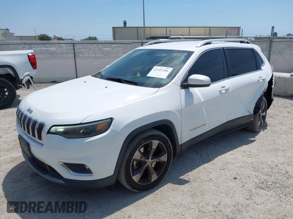 2019 Jeep Cherokee Limited with VIN 1C4PJLDB8KD402904, listed as a IAAI auction lot 42107306 with 96,677 mi miles and . Bid and sale history available at DreamBid. Image 17.