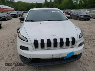 2015 Jeep Cherokee Sport z VIN 1C4PJMAB7FW622216, wystawiony jako Copart lot #57939965 z przebiegiem 179 349 mil mil oraz Czysty tytuł • Clean title. Historia ofert i sprzedaży dostępna na DreamBid. Obrazek 5.