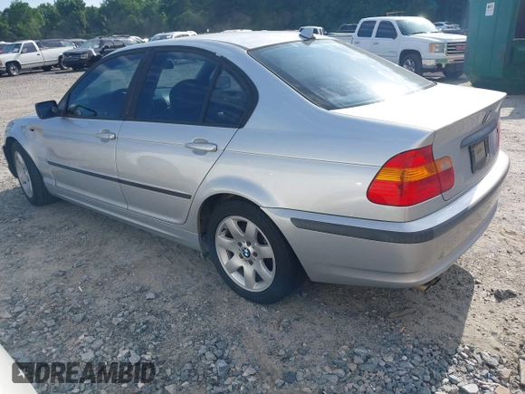 2004 BMW 3 Series 325i z VIN WBAET37494NJ95447, wystawiony jako IAAI lot #42350519 z przebiegiem 220 829 mil mil oraz . Historia ofert i sprzedaży dostępna na DreamBid. Obrazek 3.