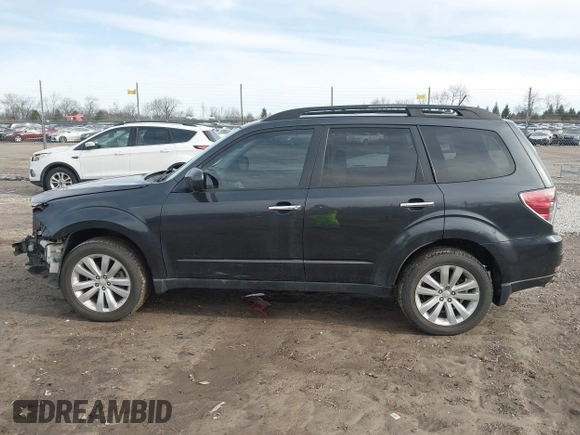 2013 Subaru Forester 2.5X Premium with VIN JF2SHADC4DH424169, listed as a IAAI auction lot 41881234 with 70,220 mi miles. Bid and sale history available at carsss.com. Image 14.