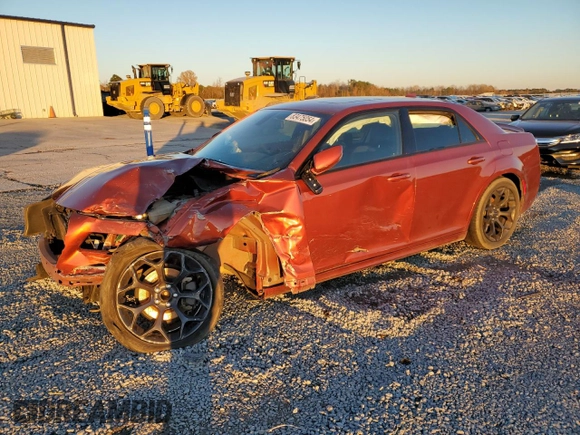2020 Chrysler 300 S z VIN 2C3CCABG1LH255488, wystawiony jako Copart lot #83475054 z przebiegiem 98 252 mil mil oraz Szkoda całkowita • Salvage title. Historia ofert i sprzedaży dostępna na DreamBid. Obrazek 1.