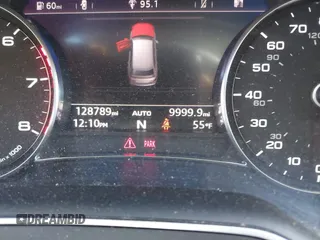 2017 Audi Q7 Premium Plus with VIN WA1LAAF71HD014251, listed as a IAAI auction lot 41859906 with 128,789 mi miles. Bid and sale history available at carsss.com. Image 15.