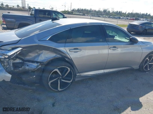 2022 Honda Accord Sedan Sport SE with VIN 1HGCV1F48NA046600, listed as a IAAI auction lot 41510584 with 140952 miles. Bid and sale history available at carsss.com. Image 6.